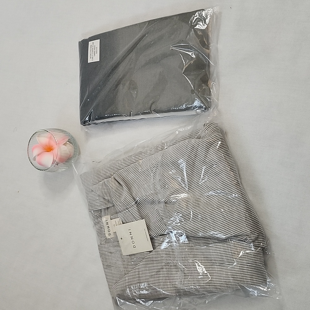 NIP Donni Striped Cardigan with Carly Cushnie Ombre Scarf Set